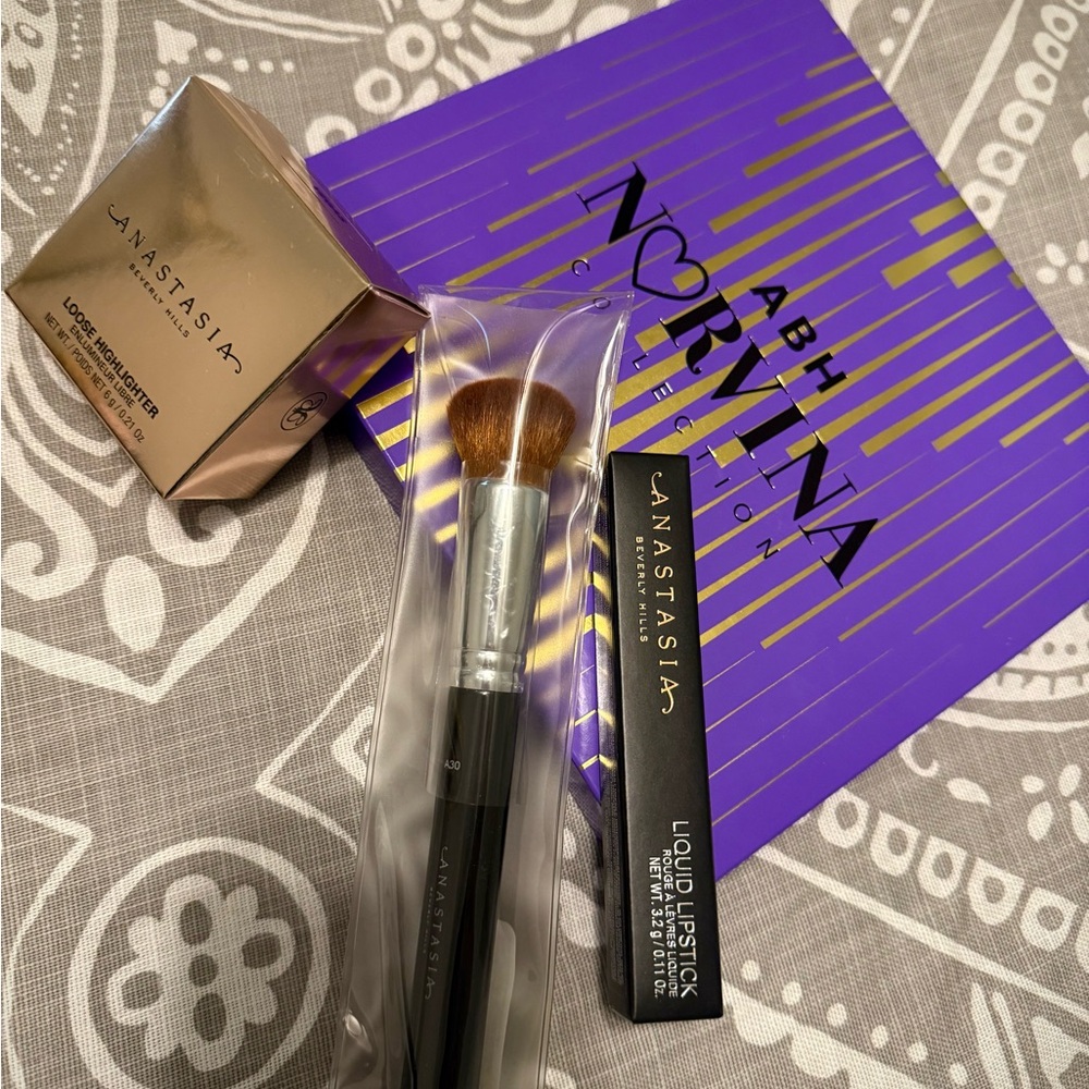 ABH makeup bundle